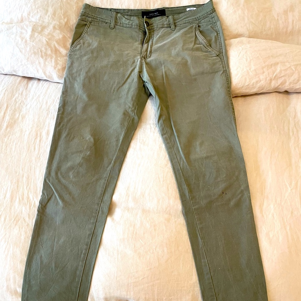 Zara Man Chino Pants, color Olive, 32 waist